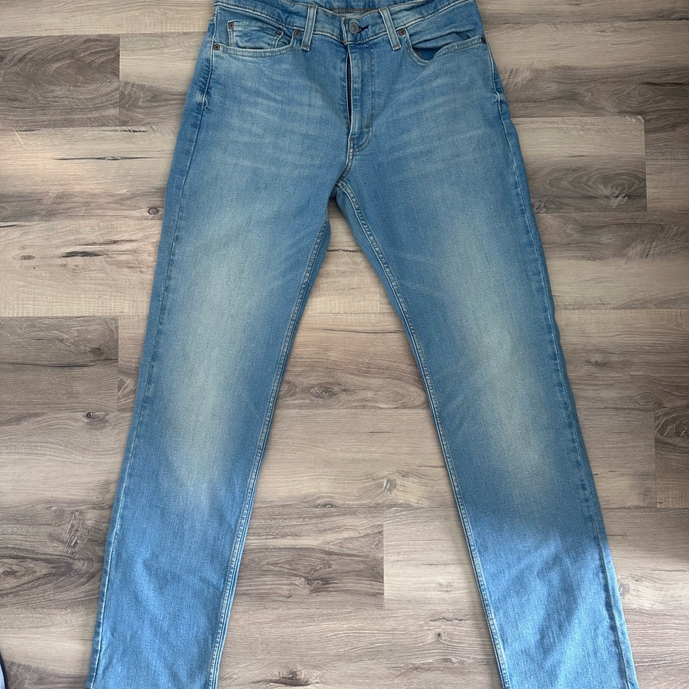 Levi’s straight leg Light Blue Jeans